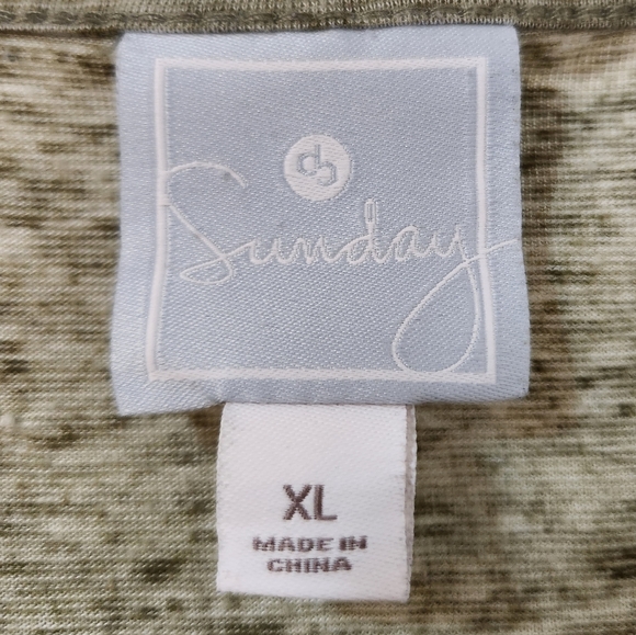 Sunday Hamsa Hand 3/4 Sleeve Top - XL - Picture 4 of 5